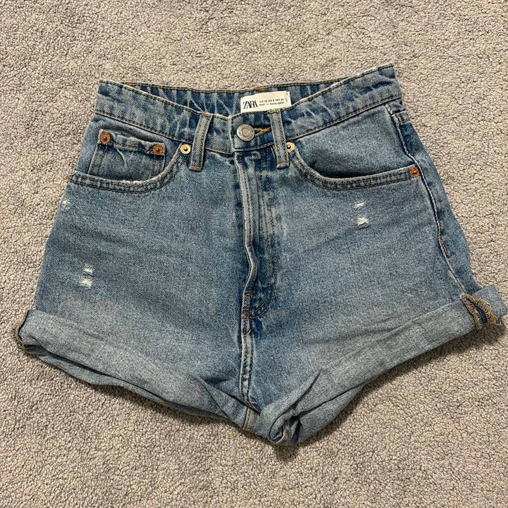 [LIKE NEW] Zara - High Waisted Mini Denim Shorts
